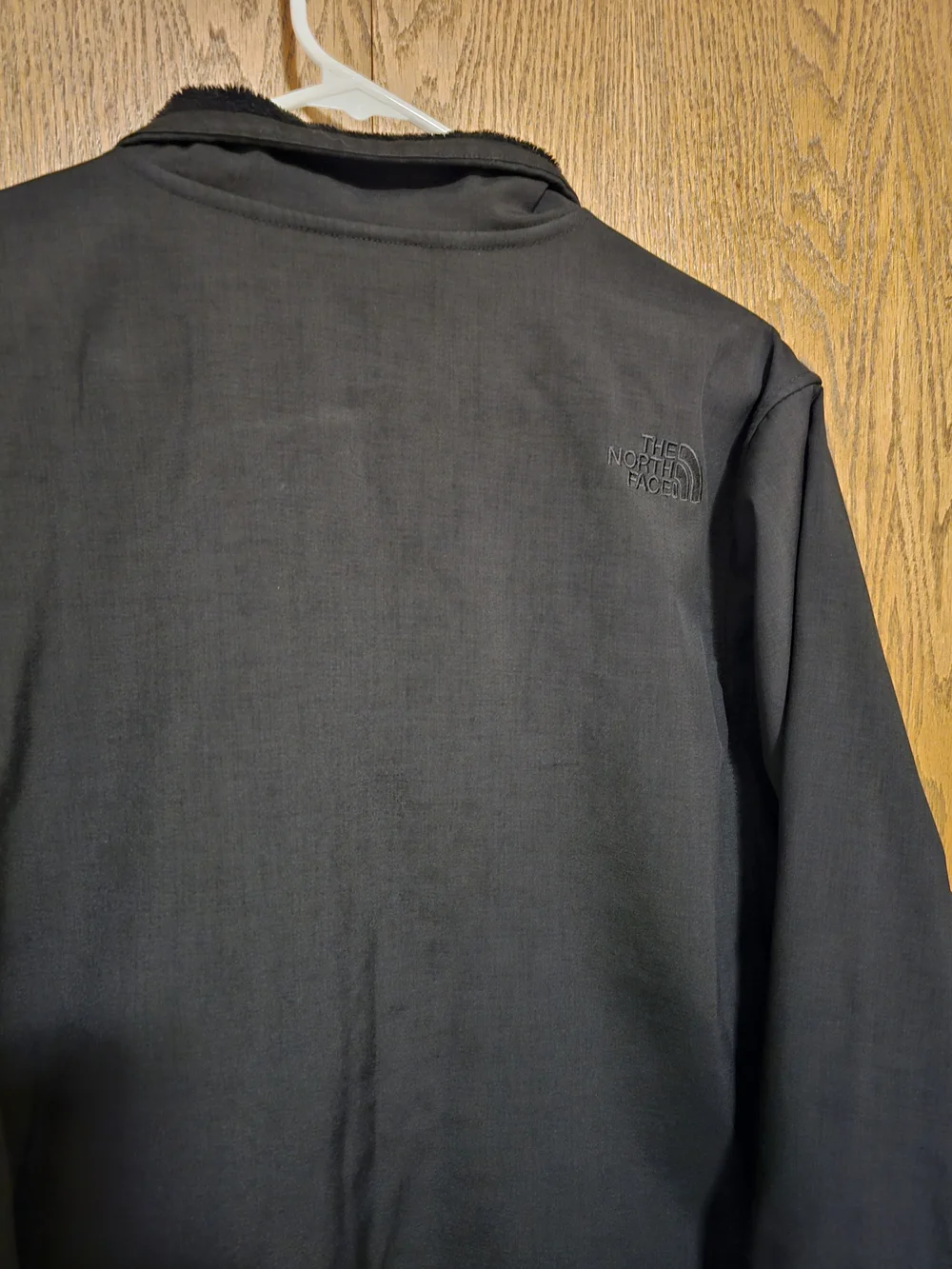 The North Face Men’s Black Full-Zip Jacket